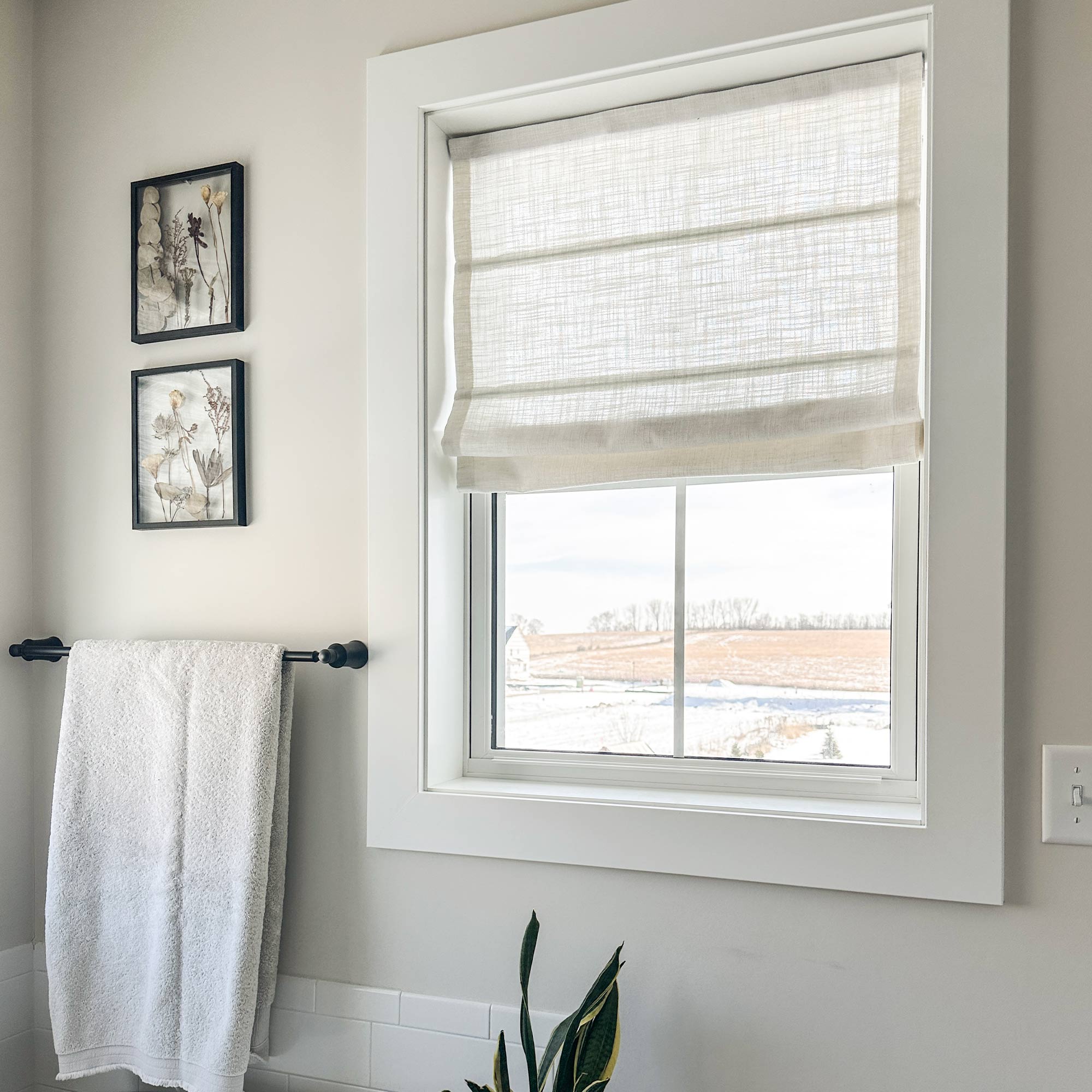 Elvonaeoly Custom Linen Roman Shades